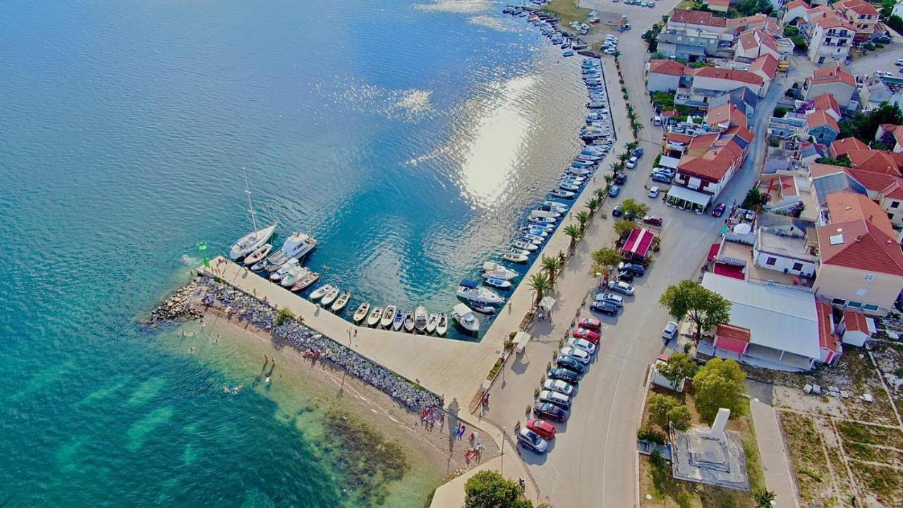 Modern Holiday Apartment "Libra" With Swimming Pool Поседар'є Екстер'єр фото